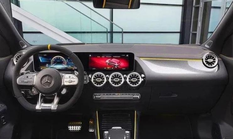 搭载2.0T+赛道系统 全新梅赛德斯-AMG GLA 45 S于海外发售