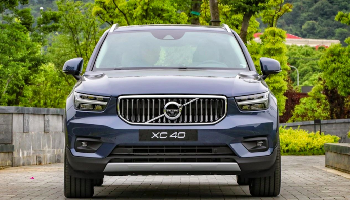 2022款XC40购车手册，推荐T4 四驱智雅豪华版