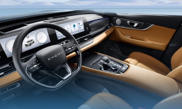 奇瑞也发布冠军版SUV，开卷油电同价，一个字没提竞品