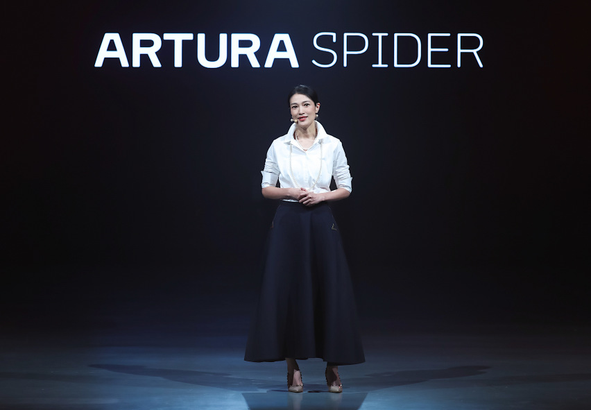 全新迈凯伦Artura Spider在中国首度亮相  释放多感官敞篷驾