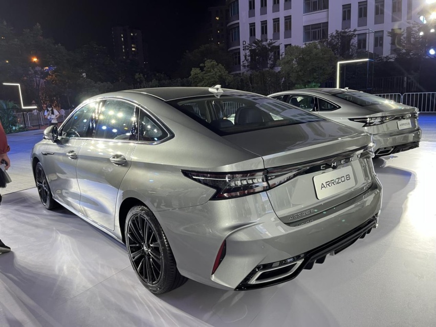 艾瑞泽8售10.89万起，1.6T、双外观，竞争星瑞、UNI-V