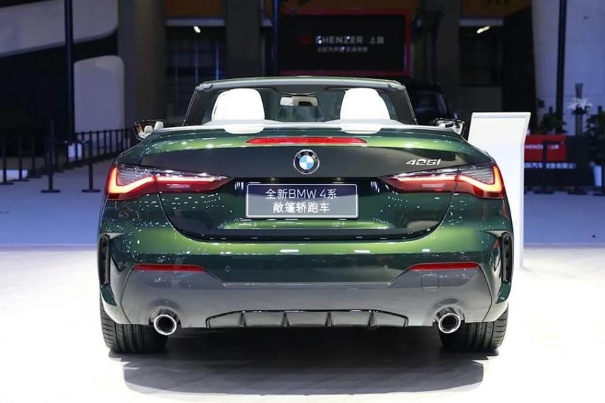 全新BMW 4系敞篷轿跑车用创新软顶致敬经典魅力