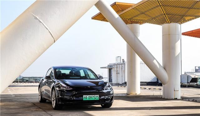 《电评车》Model 3:革燃油车的命,只是因为技术?