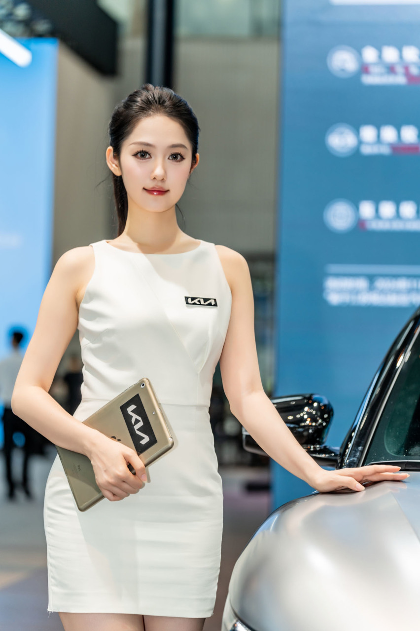 2024广州车展小姐姐大合集！是真男人就坚持到最后一张！