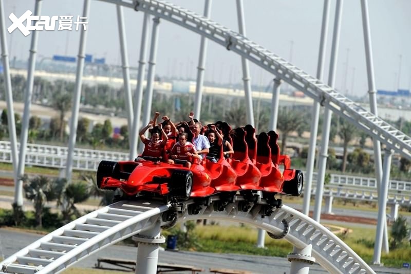 的莫过于"罗萨方程式赛车"(formula rossa)了,作为全球最快的过山车