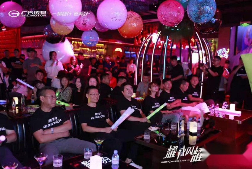 沈阳首批车主牵走“豹豹子”！传祺影豹6.95秒破百，9.83万起