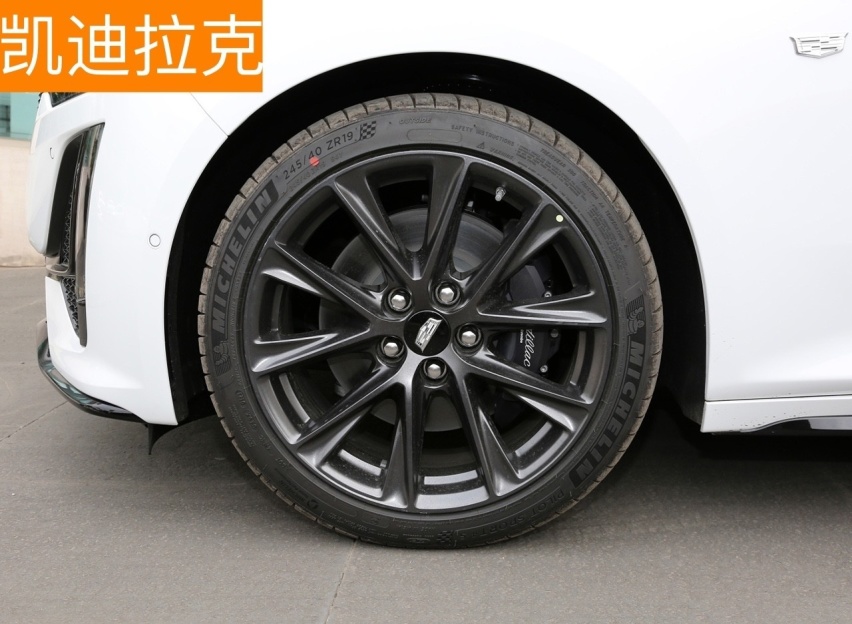二线豪华品牌谁更加运动？捷尼赛思G70对比凯迪拉克CT5