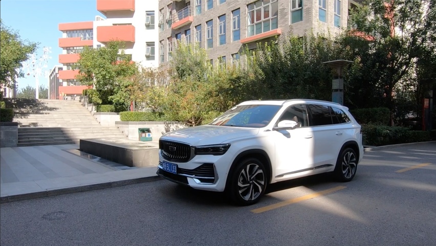 沃尔沃背后站台 星越L前台唱戏 这款低于15万元的“XC60” 能买吗