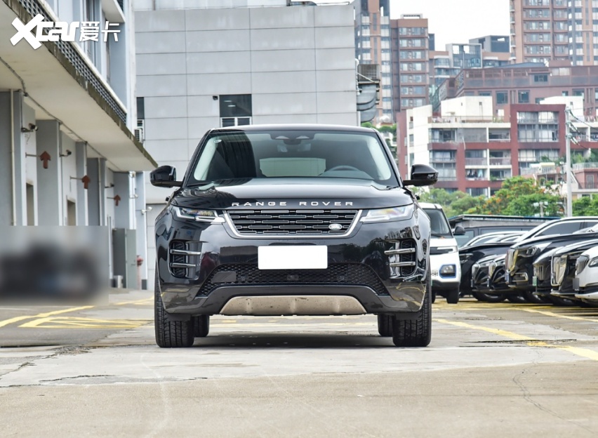 路虎揽胜极光,直降15万,与宝马x1抢市场了