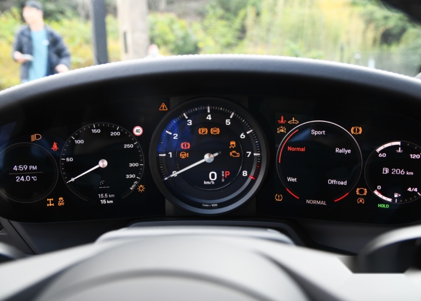 保时捷911出新车，搭载3.0T+8速PDK，能下赛道能越野