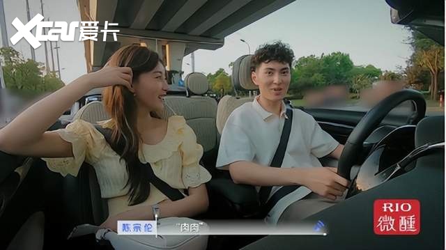 MINI CABRIO，迎着风“撩开”少女的心？