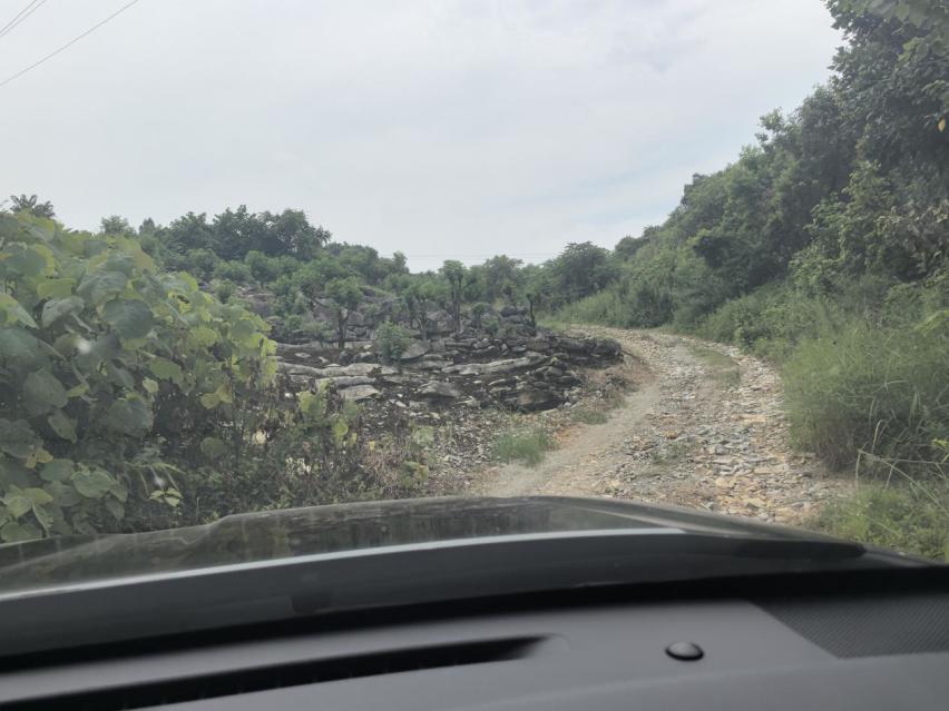 24款提车刚一周，跟朋友去山顶露营基地一览山城风光