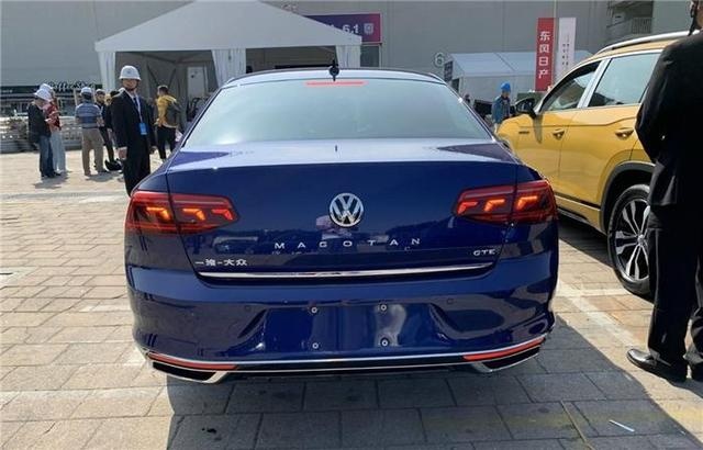 新迈腾GTE亮相，综合续航超900km