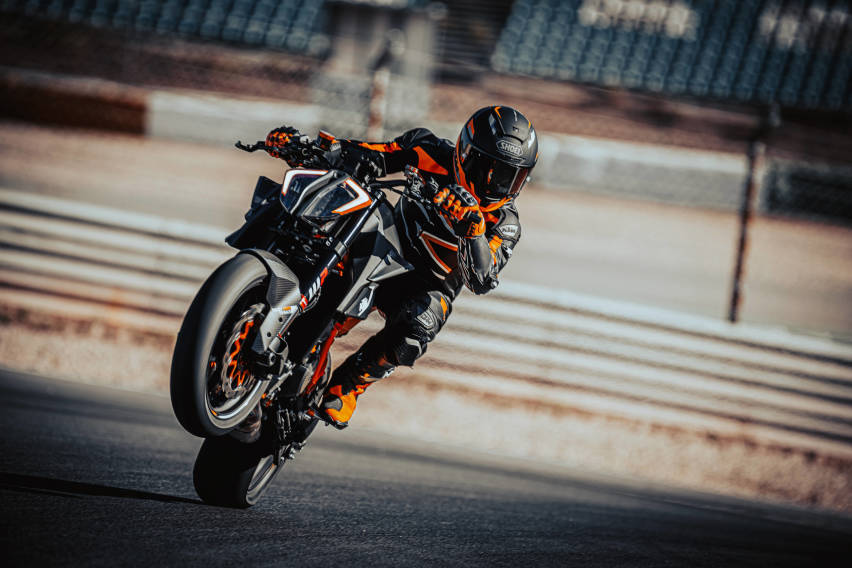 野兽入侵，注意！2023 KTM 1290 SUPER DUKE RR