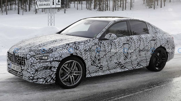 梅赛德斯-AMG C43谍照曝光 预计年底亮相