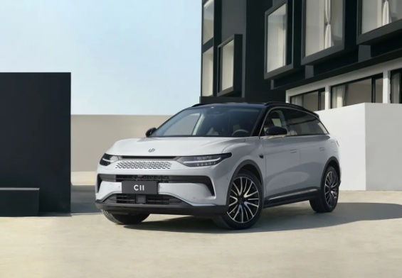 零跑C11增程版开启预售，定位中型SUV，值不值得入手？