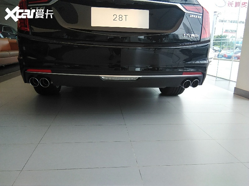 凯迪拉克CT6 探店实拍 4.2T+V8 动力超奔驰E级 配