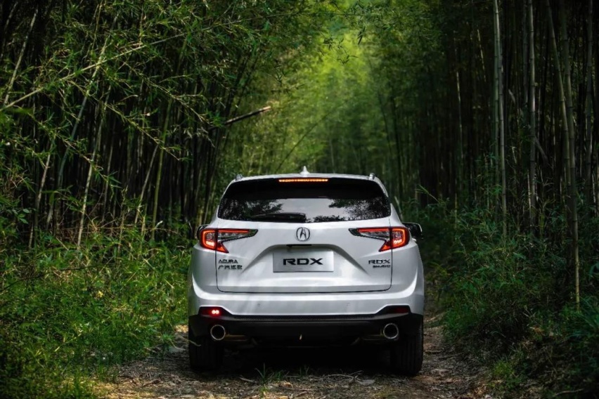 30万买豪华SUV，不要BBA，还有什么可以看的？