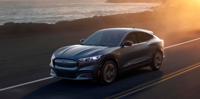 福特Mustang Mach-E和特斯拉Model Y，谁更优秀？