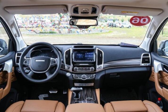 2.0T+三把锁+坦克调头 裸车20万 网友：还要啥普拉多？