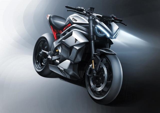 凯旋TE-1 电动版SpeedTriple 最大马力180匹