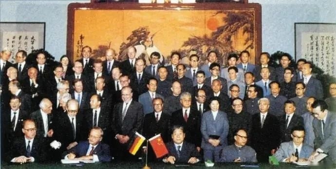 我眼中的上汽大众｜引进、吸收、创新，一部中国汽车业奋斗史
