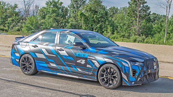 V6/V8+手动挡+后驱 凯迪拉克CT4-V 与CT5-V
