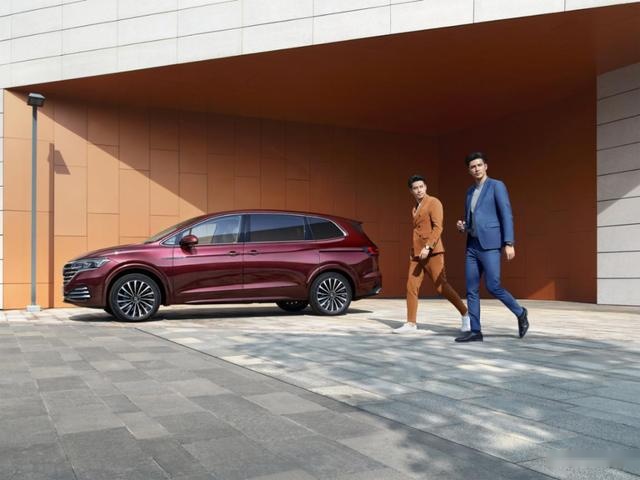28.68万-39.98万，上汽大众首款豪华MPV“威然”来袭