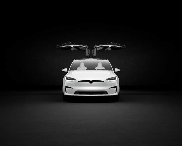 地表最强SUV来到冰城 特斯拉Model X Plaid黑龙江首秀