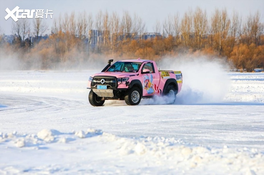 全新QQ3开启盲订,定位AI智趣纯电小车,紧凑级身材大空间