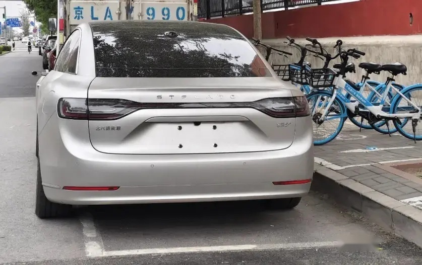 【E汽车】享界S9无伪实车曝光