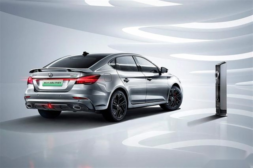 试驾第三代MG6 PHEV，“小名同学”超战力挑战