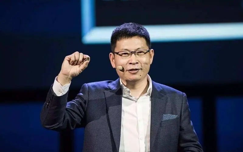 问界M9太多黑科技，后期维护或将横生掣肘