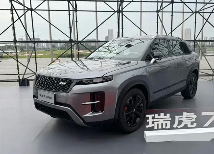 奇瑞瑞虎7运动版实车曝光，前脸酷似路虎揽胜极光
