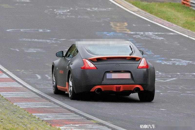 2022-nissan-400z-video-teases-v6-engine-sound-signature-led-lighting_21.jpg