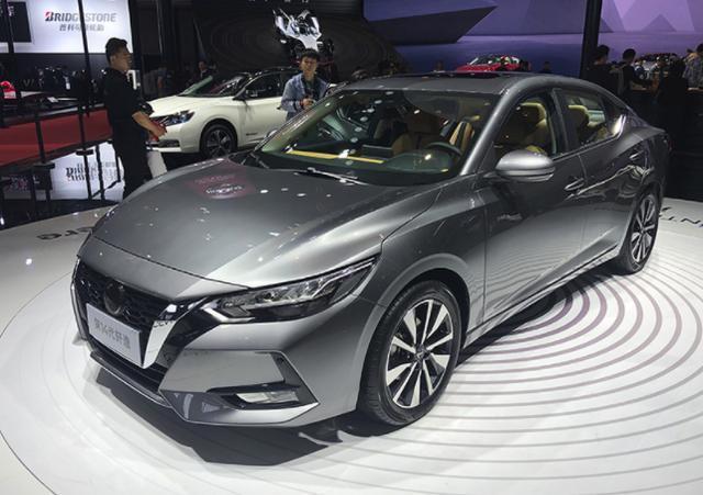 全新一代轩逸，颜值让思域都低头，油耗仅4.9L/km
