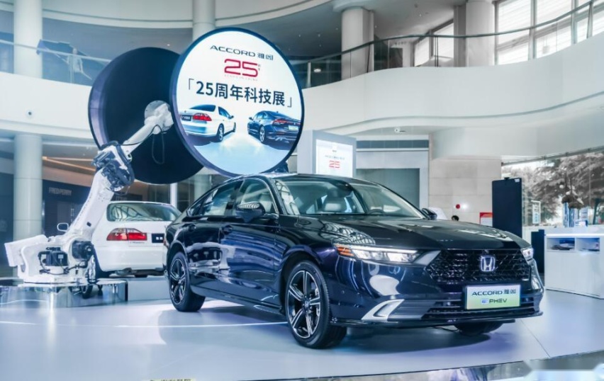合资最强科技轿车，雅阁科技硬控B级车25周年