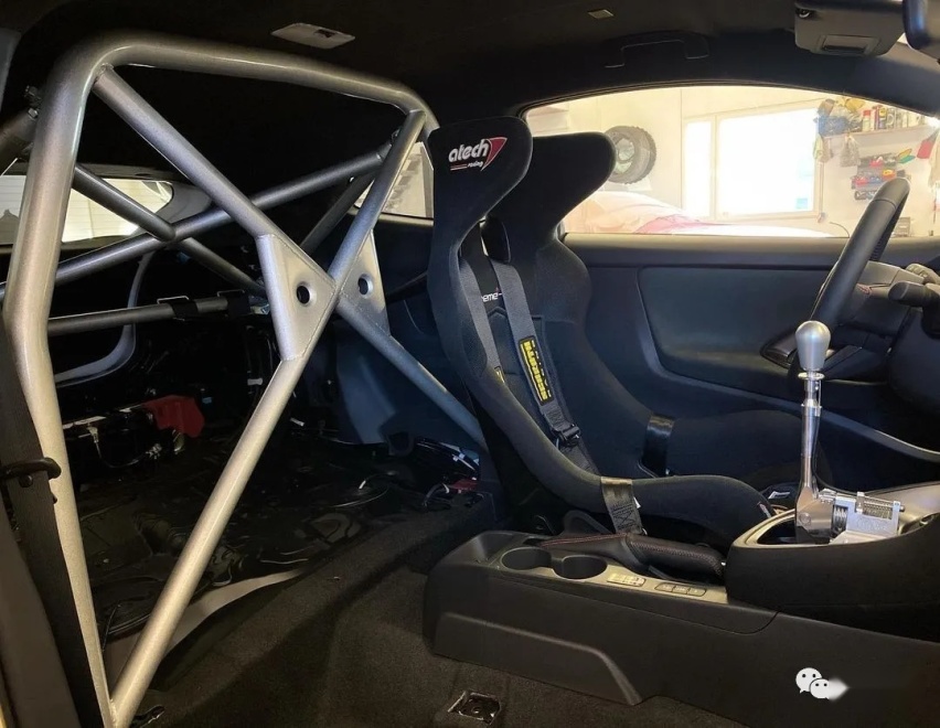 把宝马换成丰田GR Yaris，起因竟是为了一套宽体？