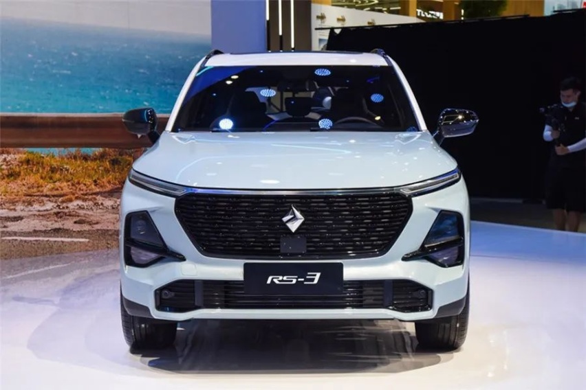 8.78万起，新增1.5T，新宝骏RS-3哪款更值得买？