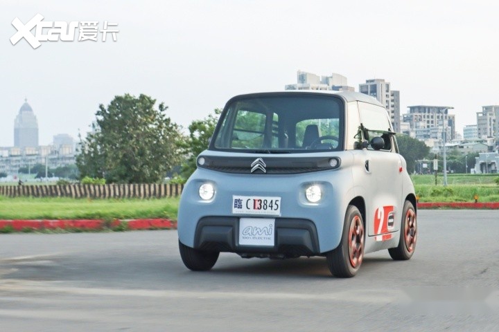 地表上没有别的电动车比它更可爱,实车实拍雪铁龙ami
