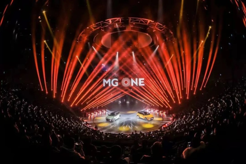 名爵MG ONE 10.78万起，三个版本哪款更值？智能化配置最关键