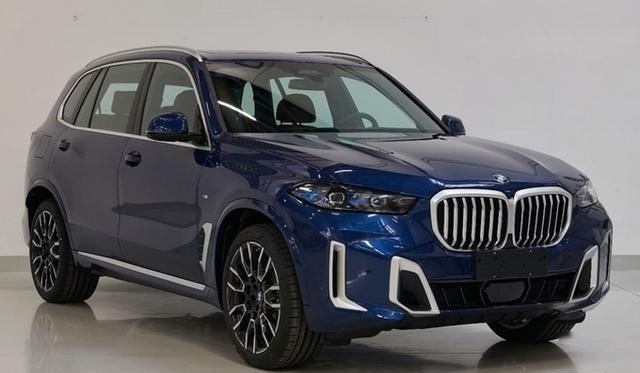 发动机功率提升，屏幕更大，新款BMW X5还能打赢电动车吗？