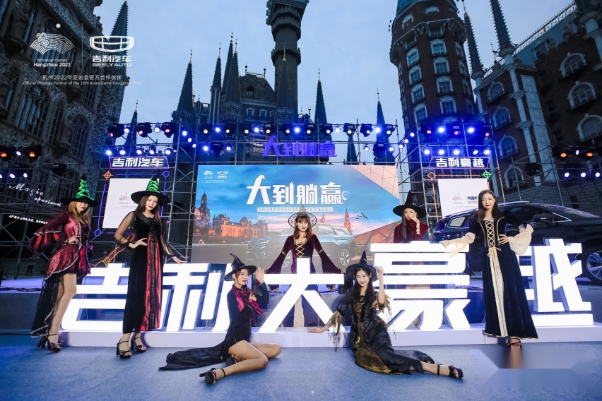 空间媲美汉兰达，价格却不到一半，吉利豪越“躺赢”靠啥魔法？