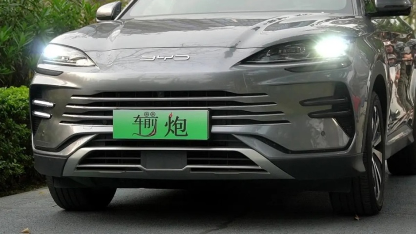 不同续航和配置版本怎么选？试驾比亚迪宋PLUS DM-i荣耀版
