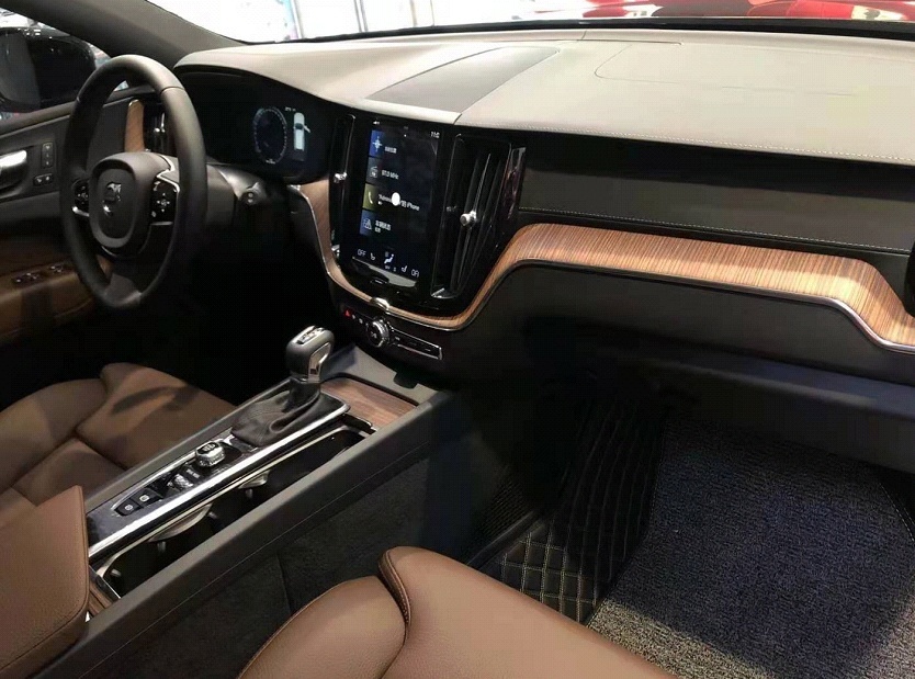 又一豪车“发飙”了，直降8万，关键还是2.0T的SUV