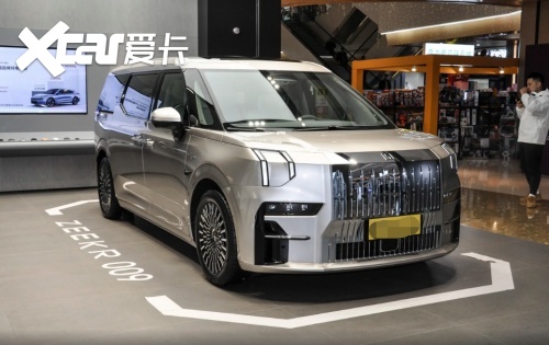 极氪009组建的高端局，真正让传统豪华车用户买单