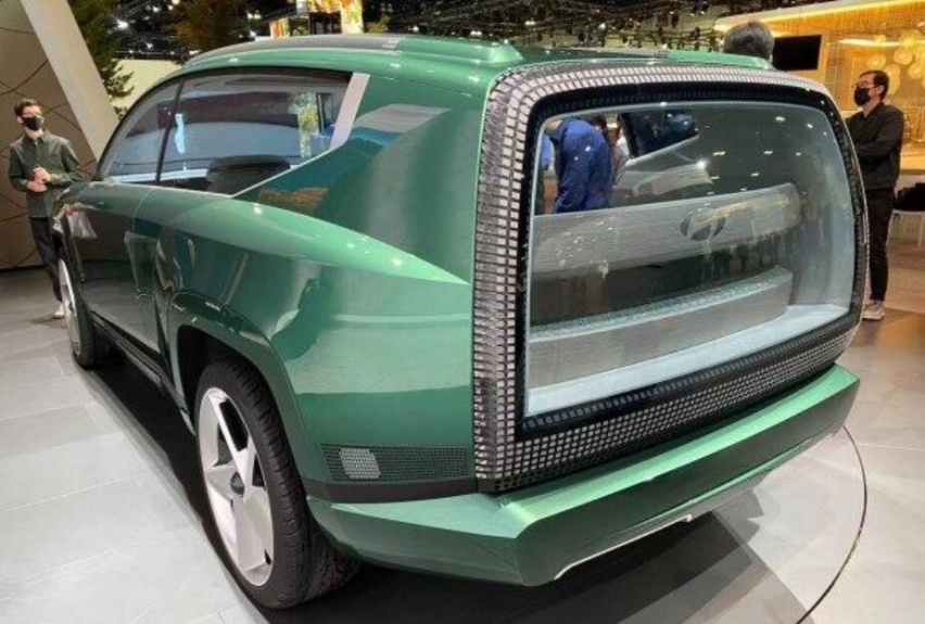 起亚EV9姊妹车！2024年量产发布，现代IONIQ 7伪装谍照曝光