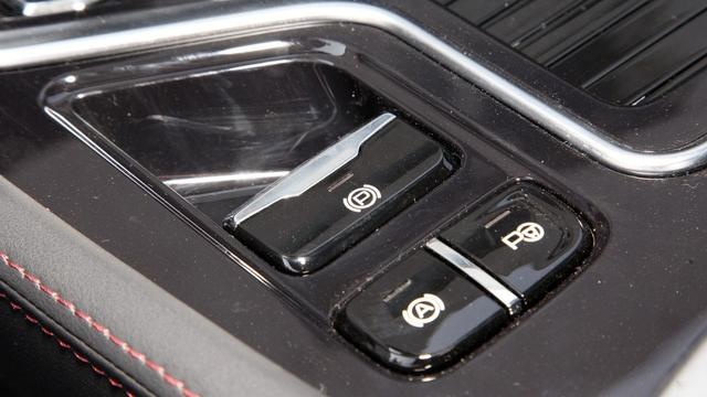 3分钟看车圈：高配车型更值得买？新款日产劲客上市