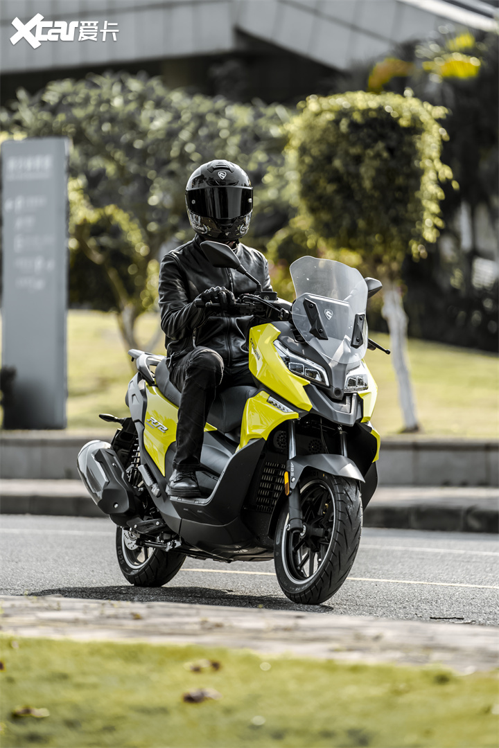 cyclone)的朋友都知道这是宗申摩托旗下的高端品牌,而在踏板方面赛