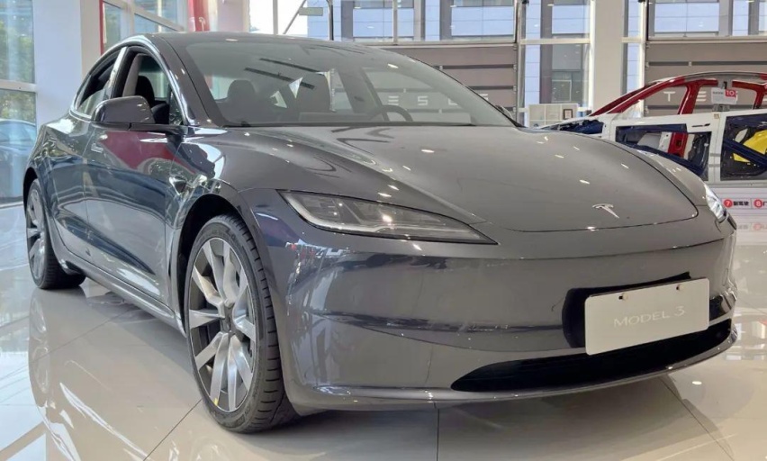 特斯拉Model 3焕新版，现在值得买吗？